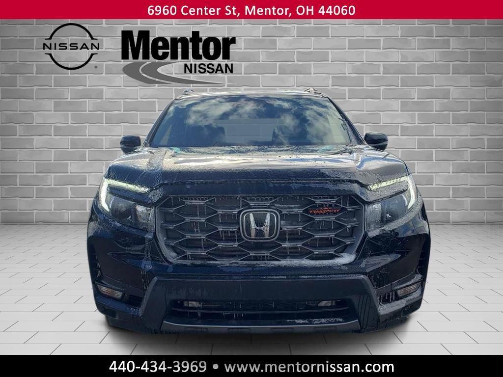 Used 2023 Honda Passport TrailSport image 2
