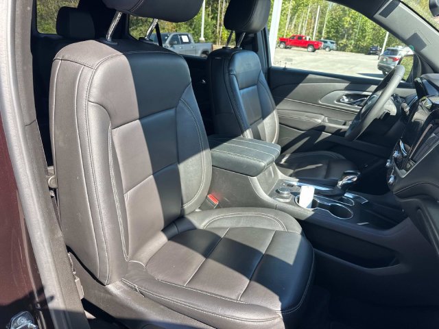 Used 2022 Chevrolet Traverse LT AWD/4WD image 16