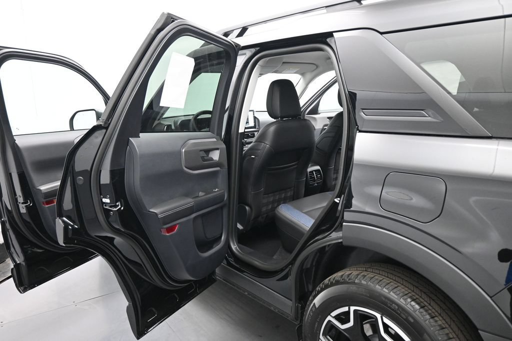 New 2026 Ford Bronco Sport Outer Banks AWD/4WD image 17