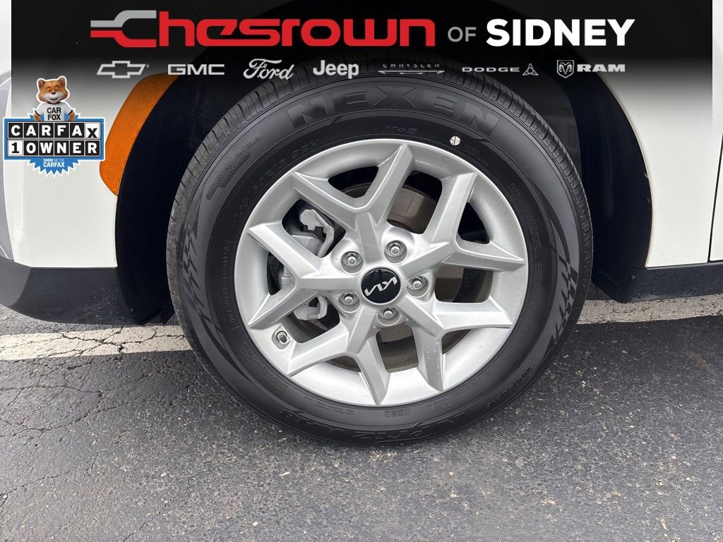 Used 2025 Kia Soul S image 9