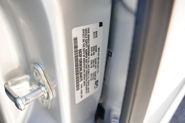 Used 2017 Chevrolet SS / 6.2L V8 / Cooled Seats / Sun image 55