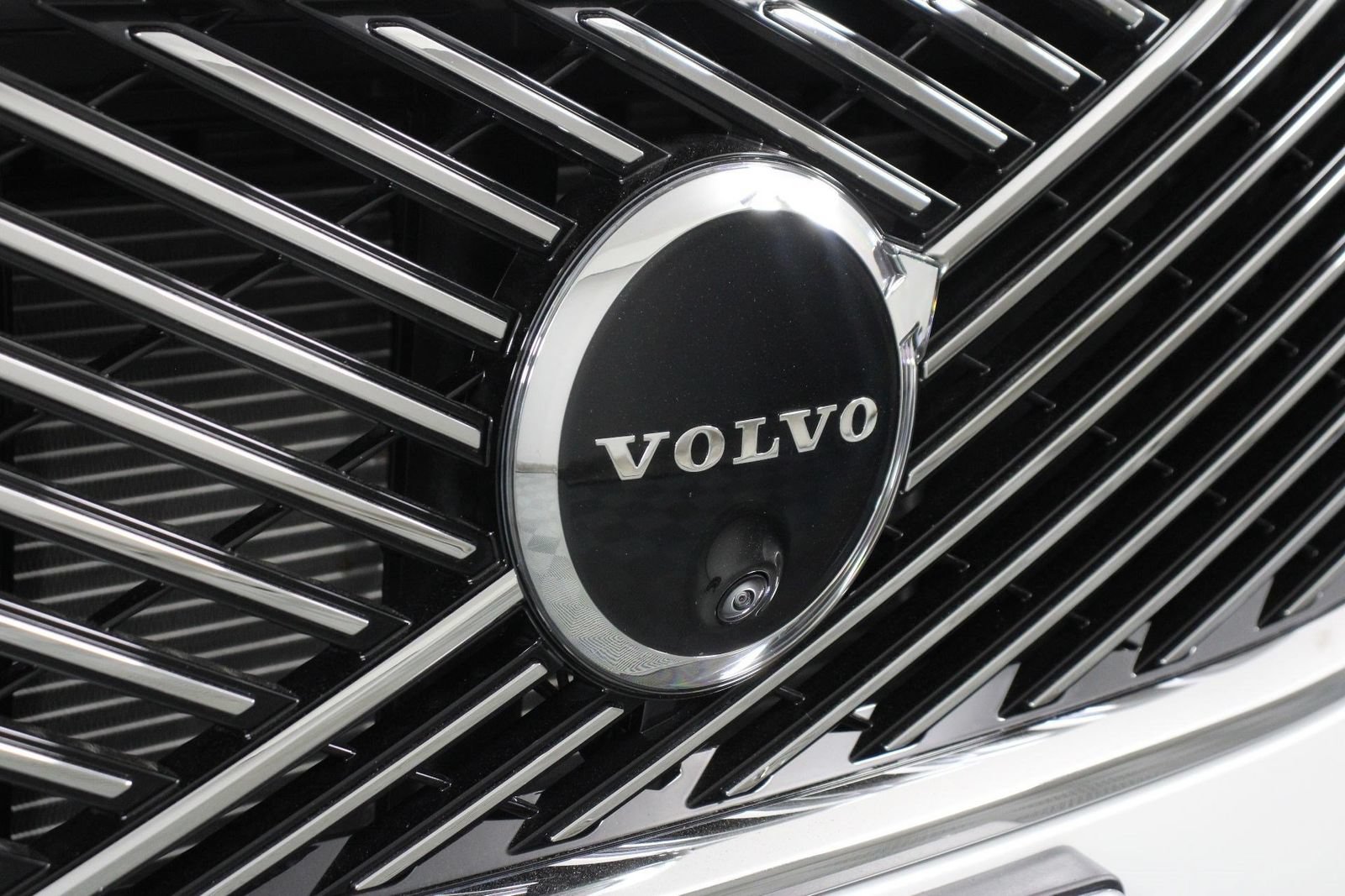 Certified 2026 Volvo XC90 B6 Plus AWD/4WD image 27