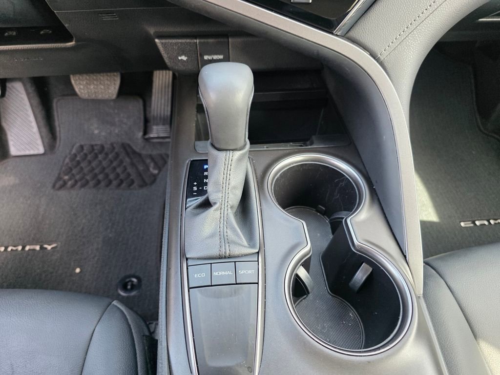 Certified 2024 Toyota Camry SE w/ Convenience Package image 27