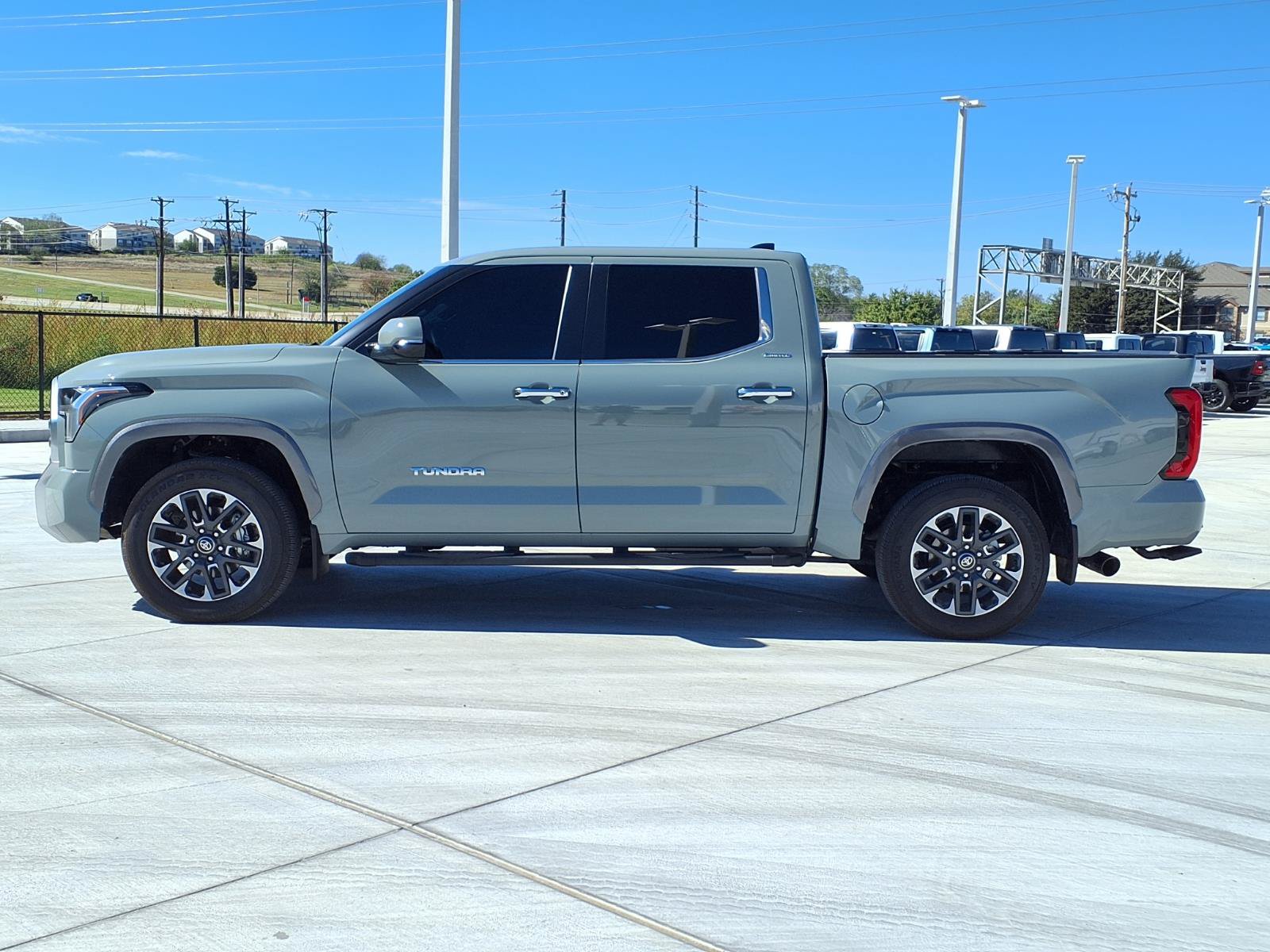 Used 2026 Toyota Tundra Limited w/ Power Package AWD/4WD image 6