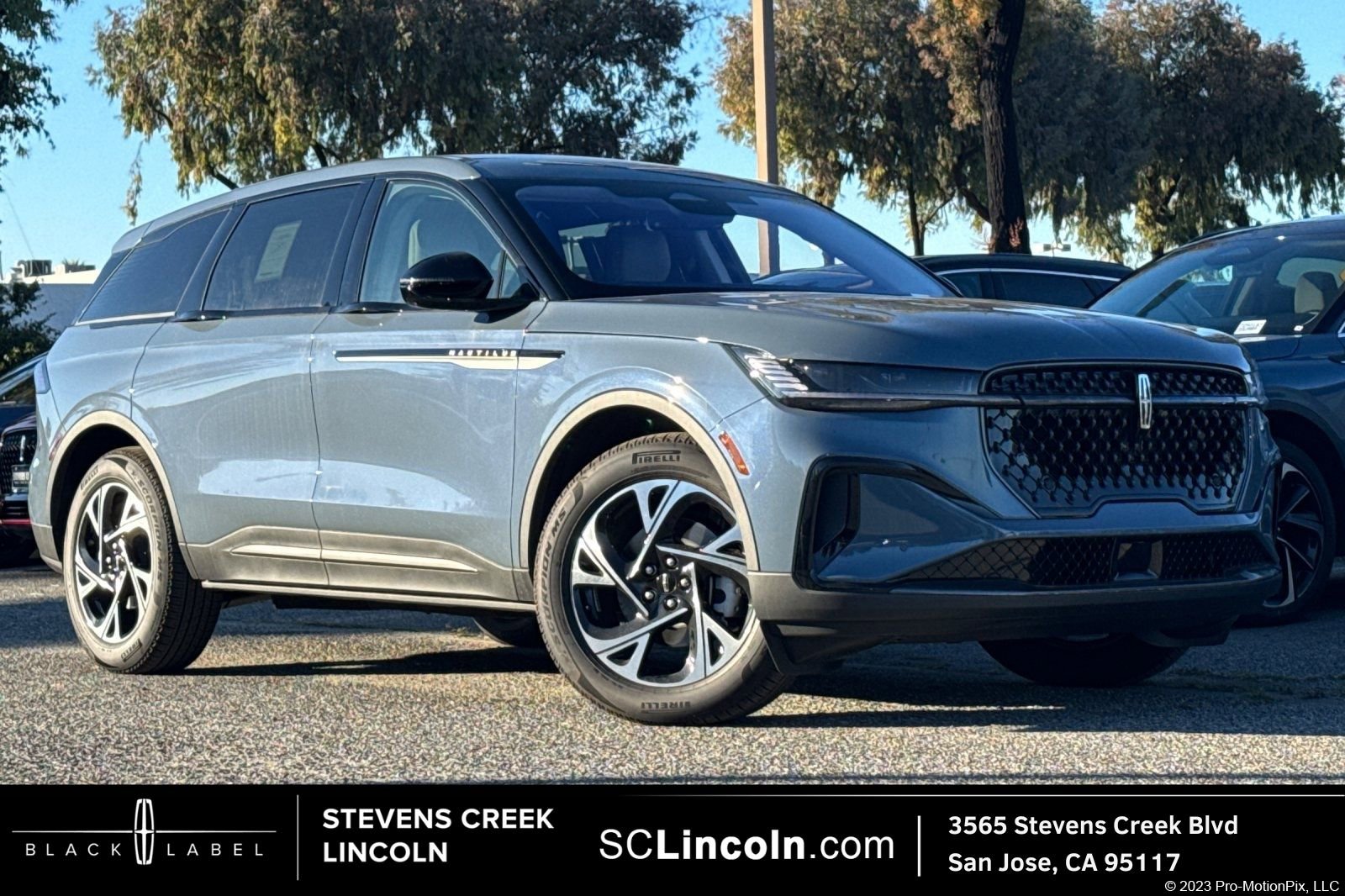 New 2026 Lincoln Nautilus Premier w/ Jet Appearance Package