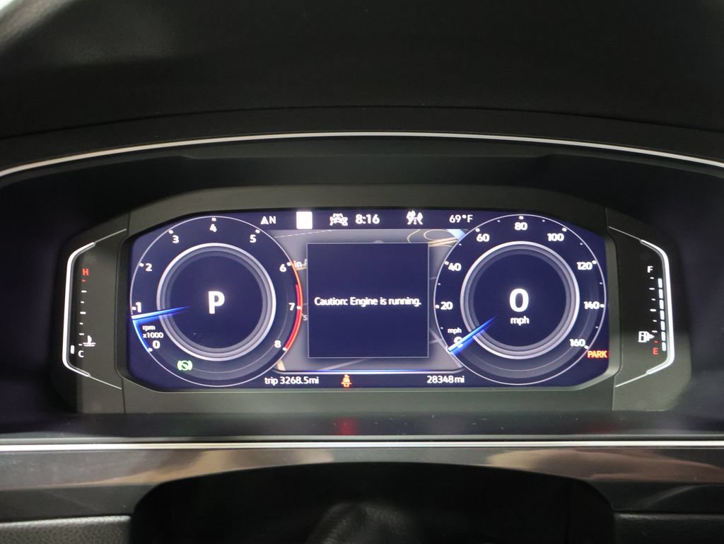 Used 2022 Volkswagen Tiguan SEL R-Line AWD/4WD image 39