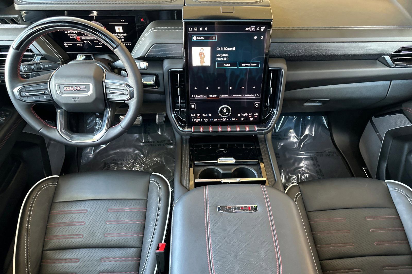 Certified 2025 GMC Yukon XL AT4 Ultimate AWD/4WD image 14