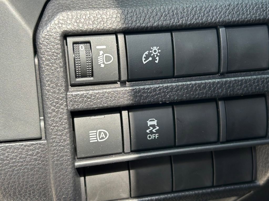 Certified 2025 Toyota Tacoma SR image 23