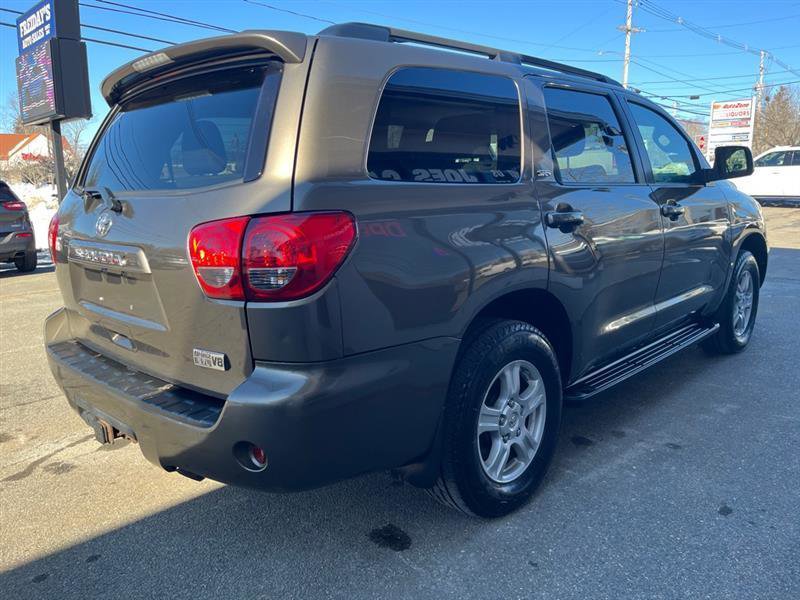 Used 2012 Toyota Sequoia SR5 w/ Premium Pkg image 3