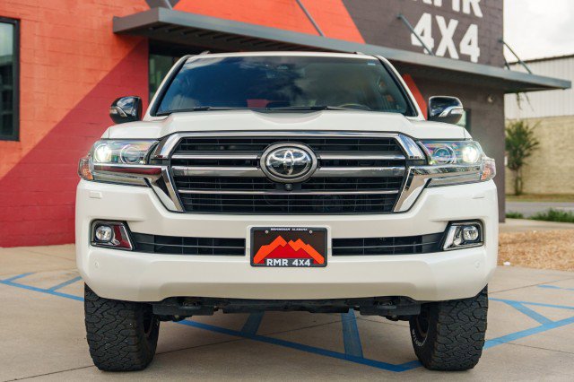 Used 2021 Toyota Land Cruiser Heritage Edition image 2