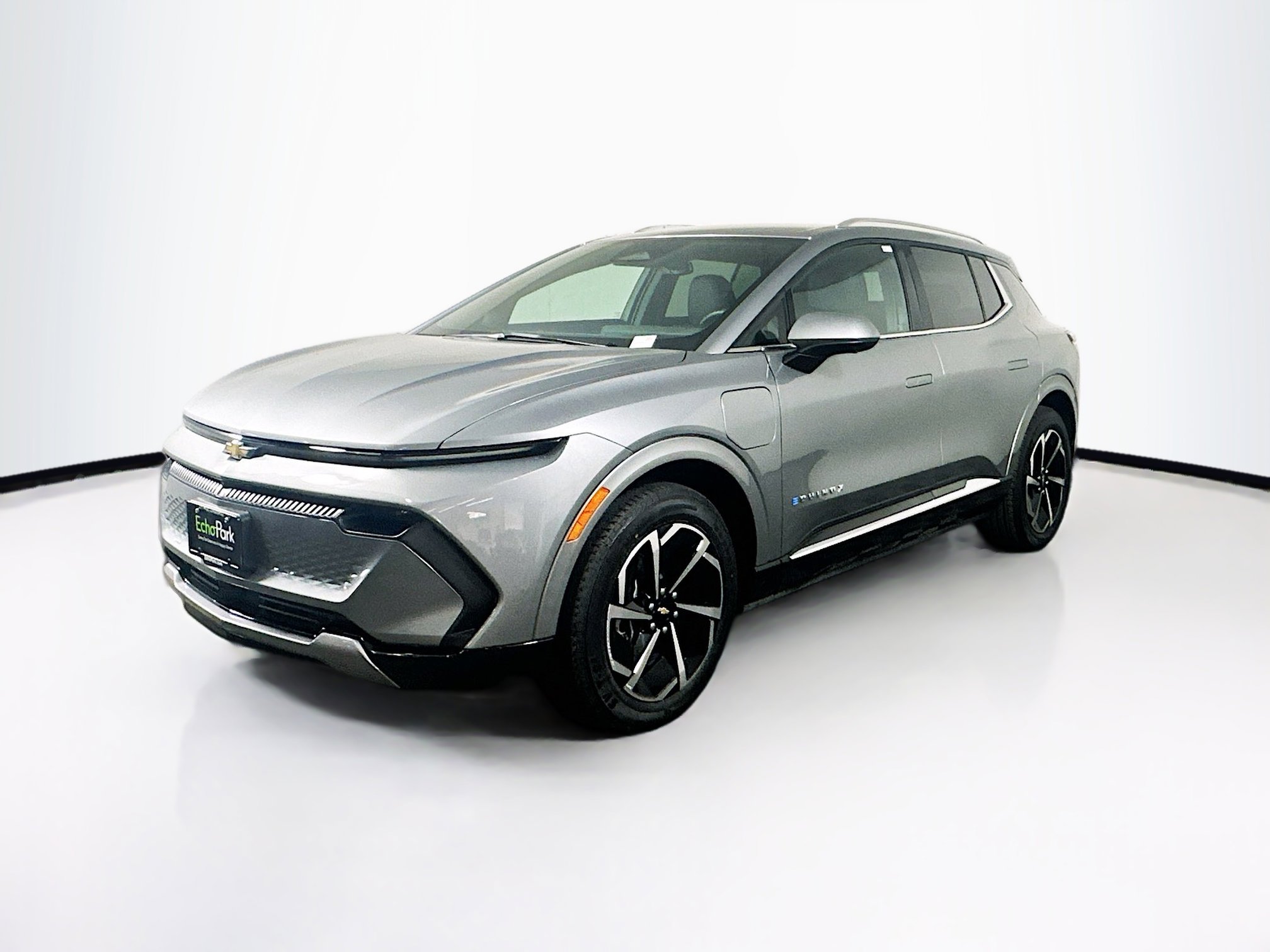 Used 2025 Chevrolet Equinox EV LT w/ Convenience Package image 3