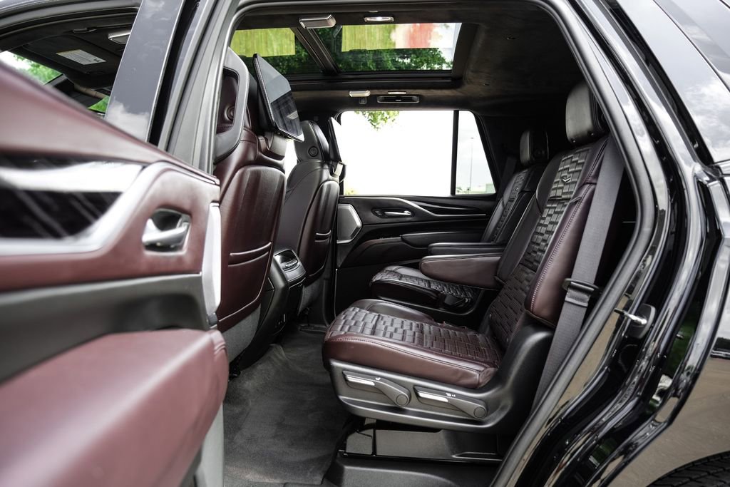 Used 2023 Cadillac Escalade V AWD/4WD image 50
