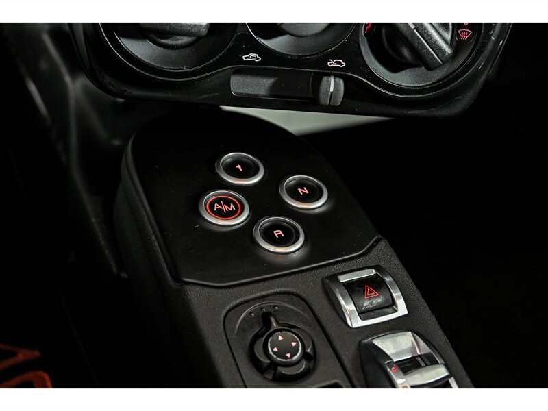 Used 2015 Alfa Romeo 4C Coupe w/ Leather Interior Group RWD image 23