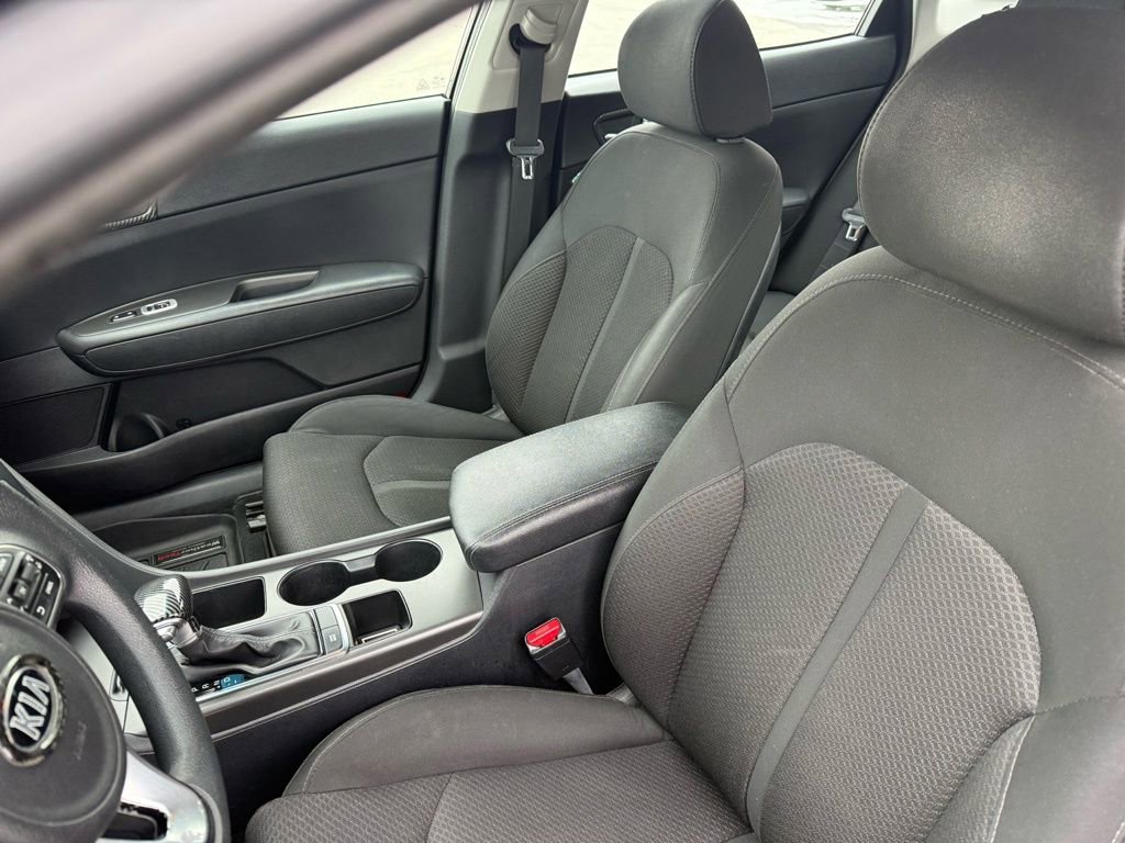 Used 2016 Kia Optima LX image 29