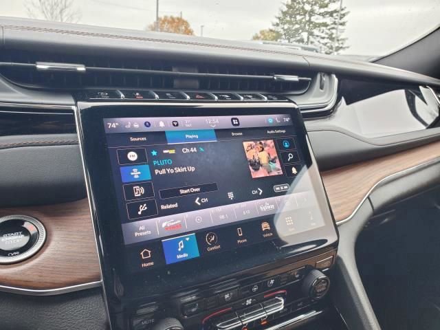 Used 2024 Jeep Grand Cherokee Summit w/ High Altitude Package image 31