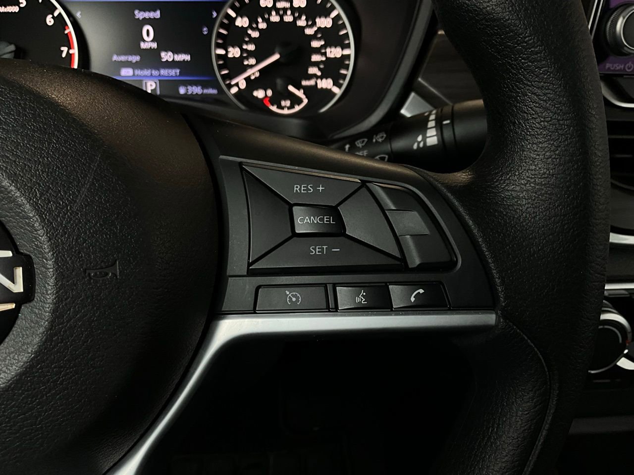 Used 2025 Nissan Altima 2.5 SV image 33