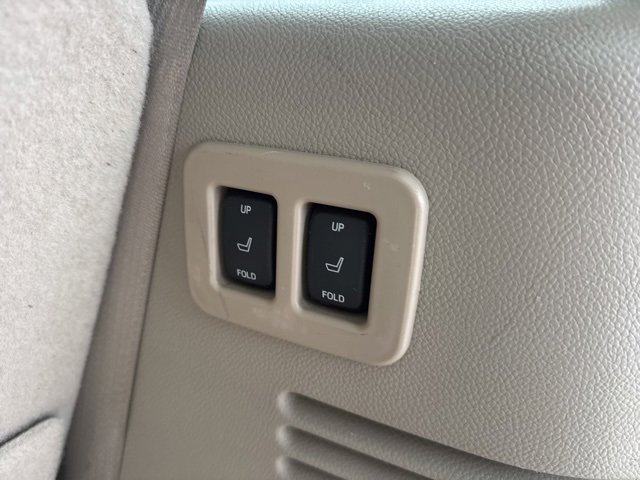 Used 2010 Ford Expedition Limited image 41