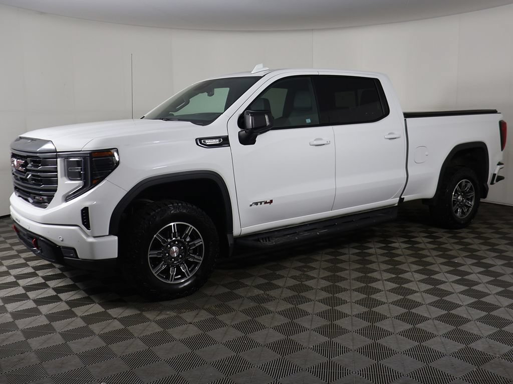 Used 2024 GMC Sierra 1500 AT4 w/ AT4 Preferred Package AWD/4WD image 18