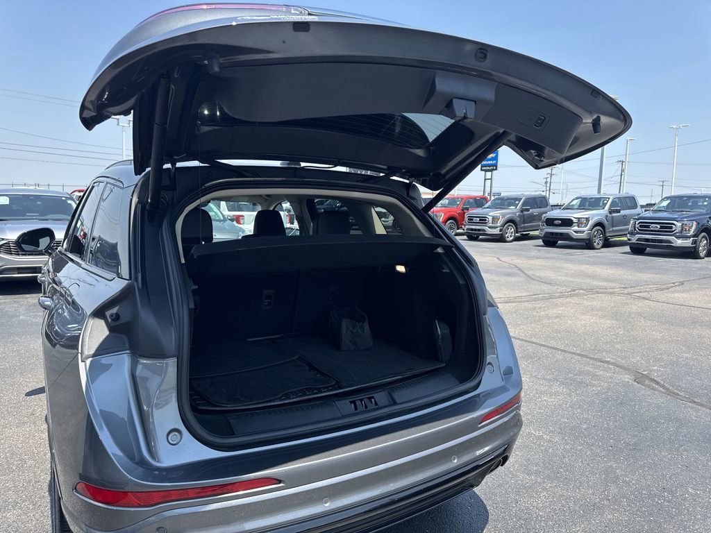 Certified 2023 Lincoln Corsair Reserve w/ Jet Appearance Package image 19