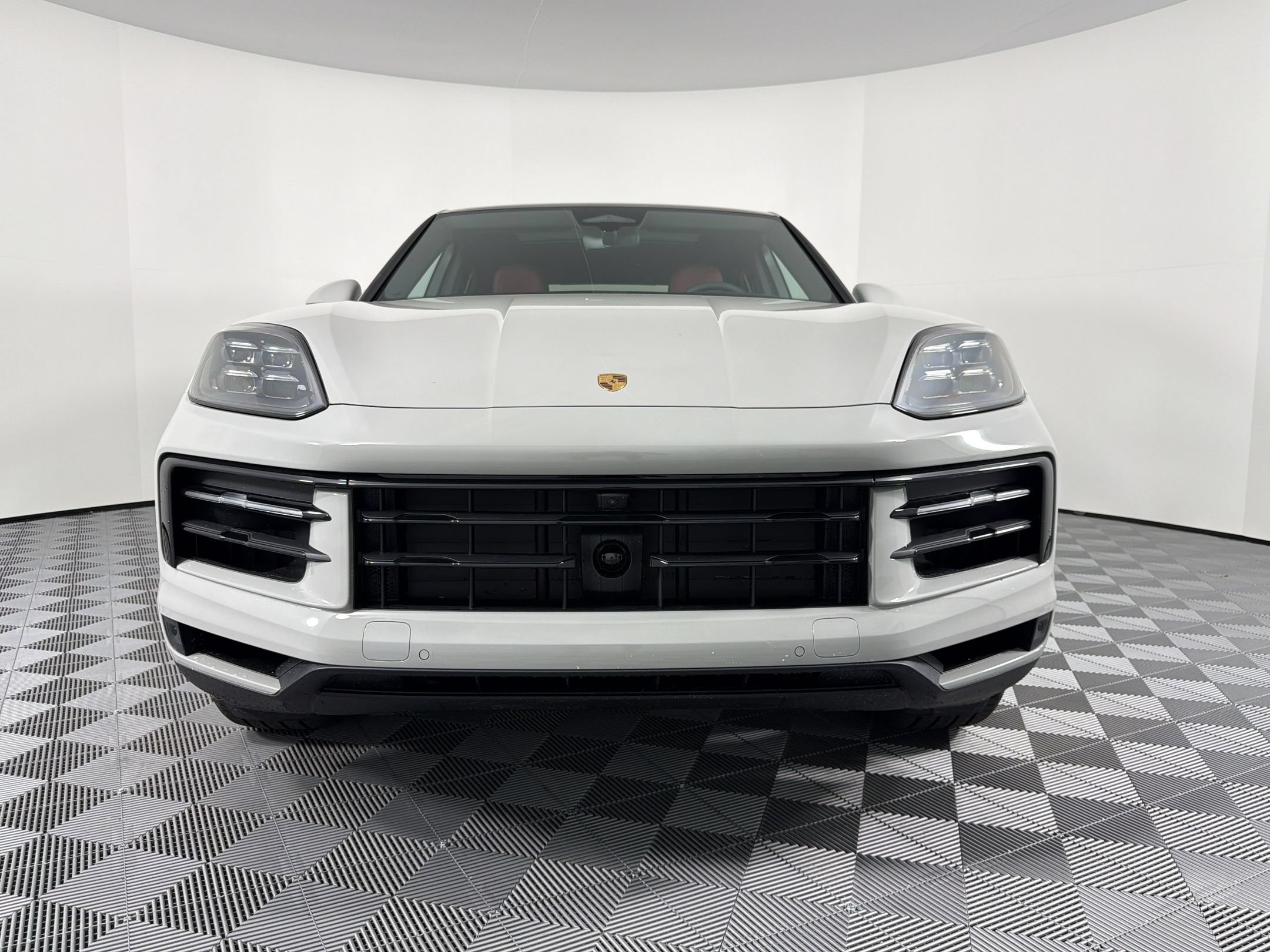 New 2026 Porsche Cayenne Coupe AWD/4WD image 6