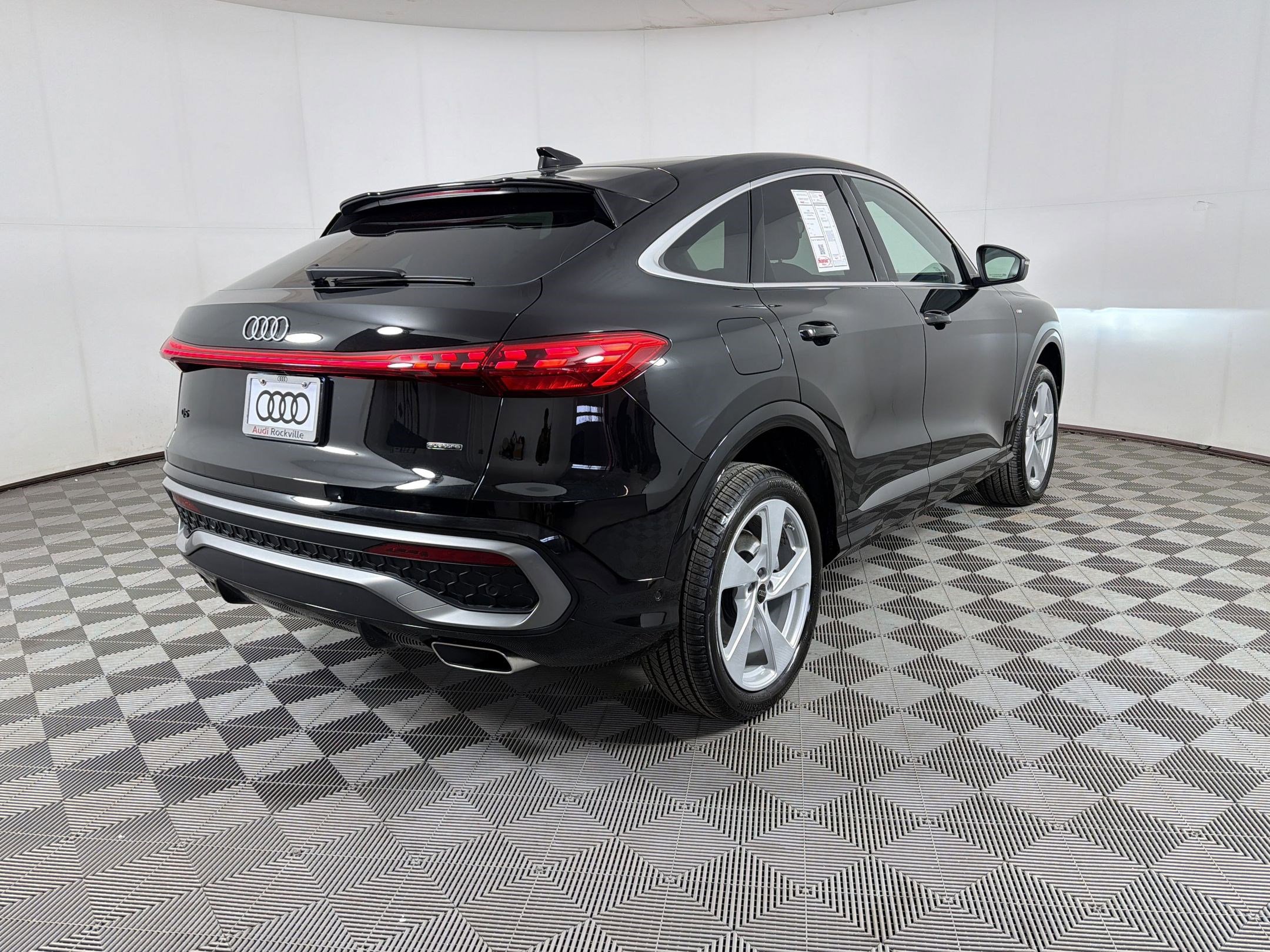 New 2026 Audi Q5 Premium Plus AWD/4WD image 9