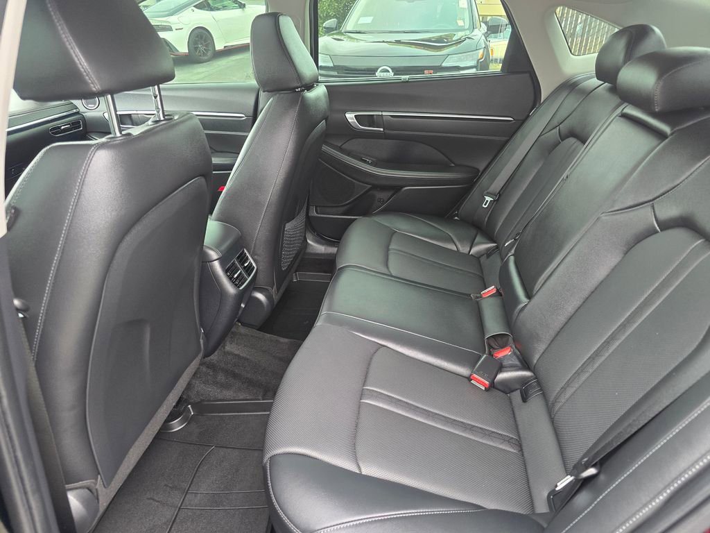 Used 2023 Hyundai Sonata Limited w/ Cargo Package image 13