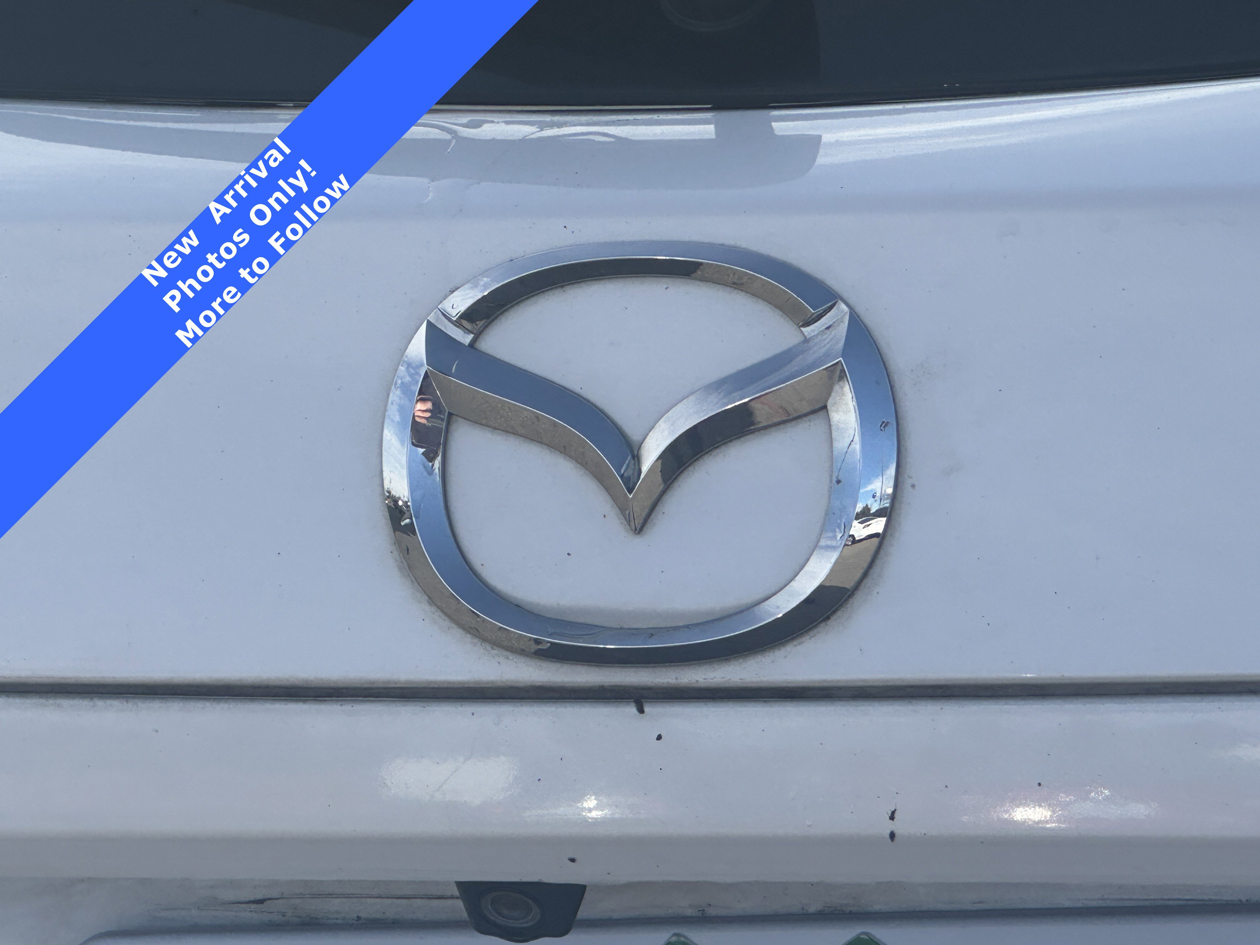 Used 2018 MAZDA MAZDA3 Touring image 22