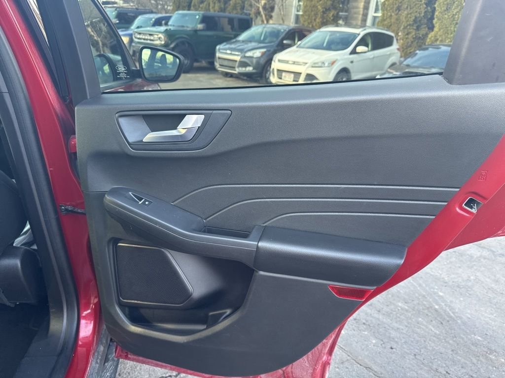 Certified 2023 Ford Escape ST-Line w/ Tech Pack #1 image 30
