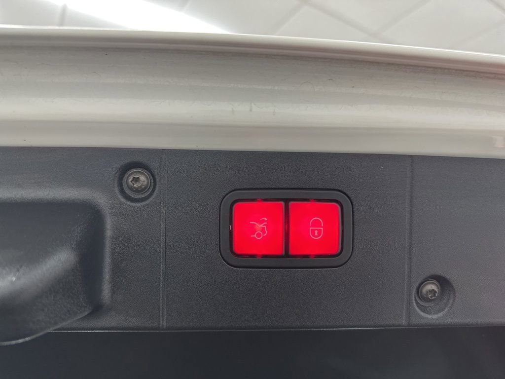 Used 2008 Mercedes-Benz S 550 image 23