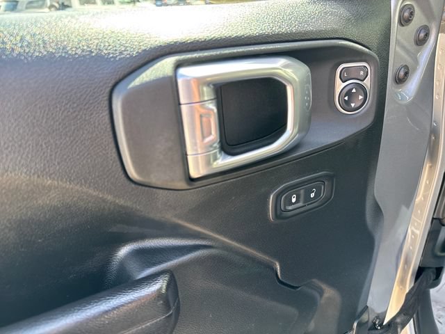 Used 2021 Jeep Gladiator Sport AWD/4WD image 11
