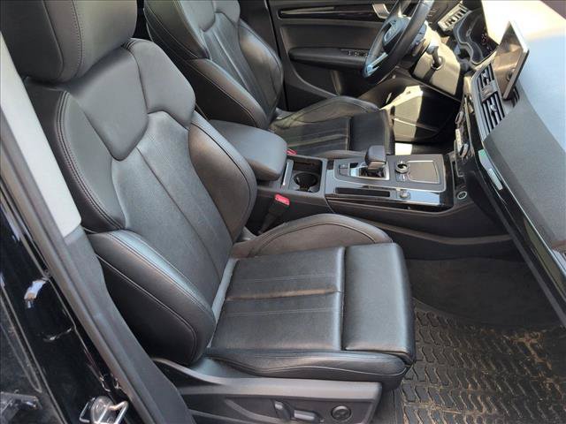 Used 2019 Audi Q5 2.0T Premium Plus w/ Premium Plus Package AWD/4WD image 23
