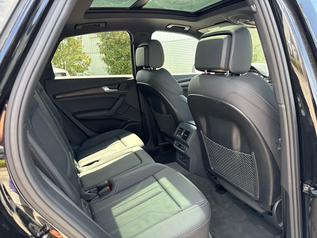 Used 2024 Audi Q5 2.0T Premium Plus w/ Premium Plus Package image 18