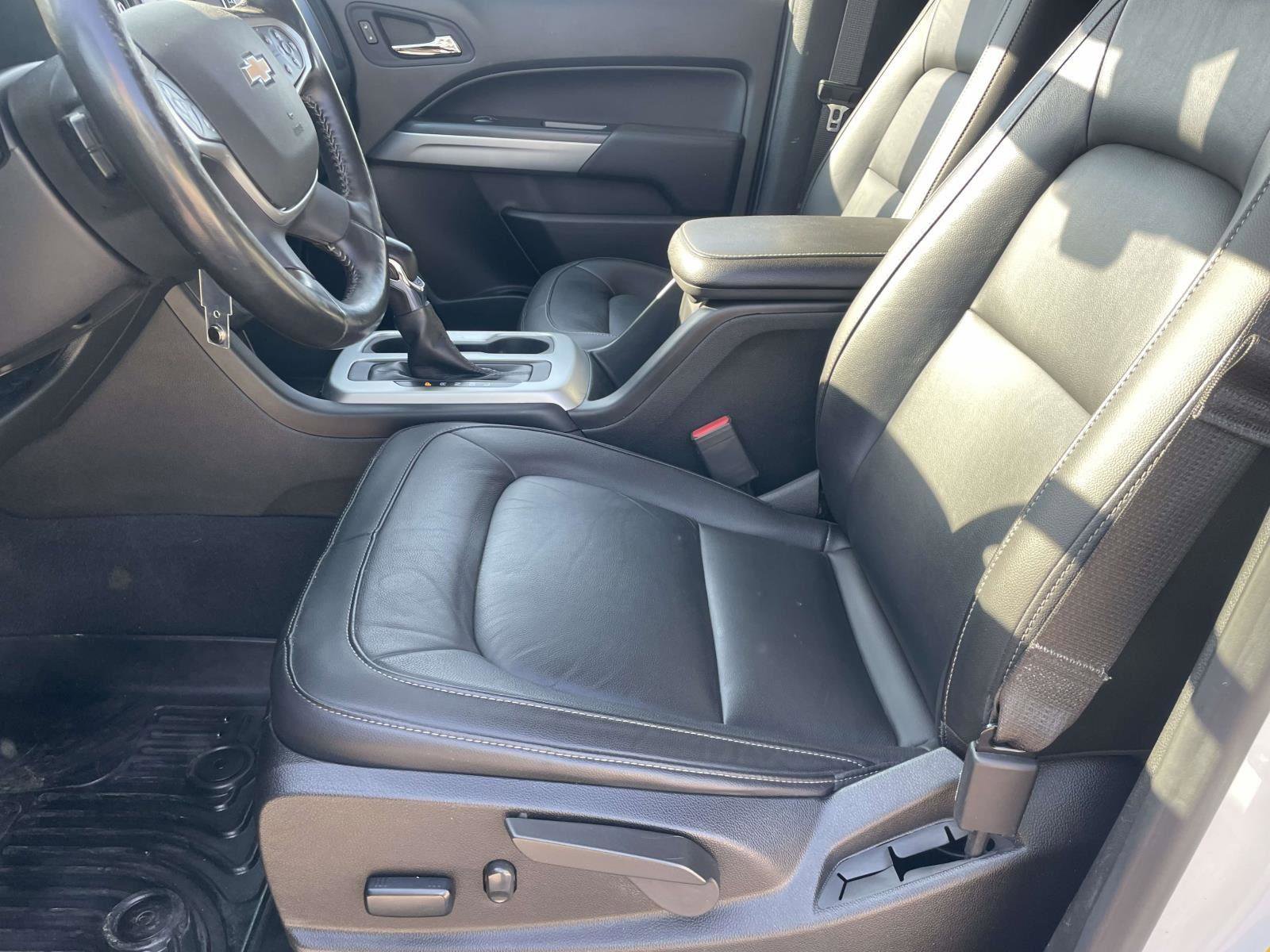 Used 2022 Chevrolet Colorado LT w/ Luxury Package image 13