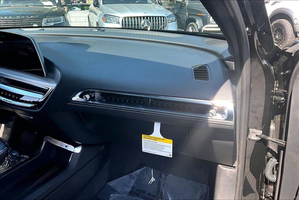 New 2026 Cadillac Lyriq Luxury image 30