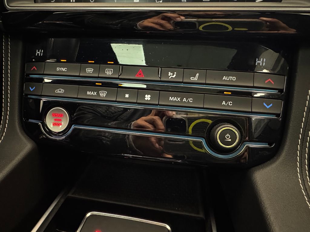 Used 2020 Jaguar F-PACE S image 20