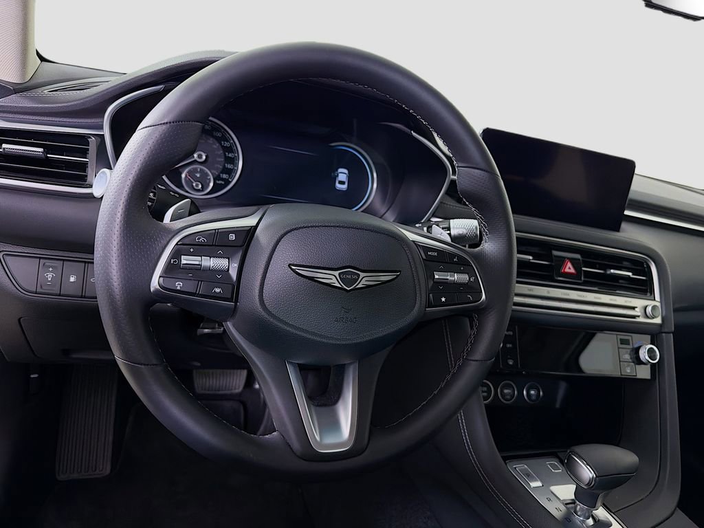 Used 2026 Genesis G70 2.5T image 14