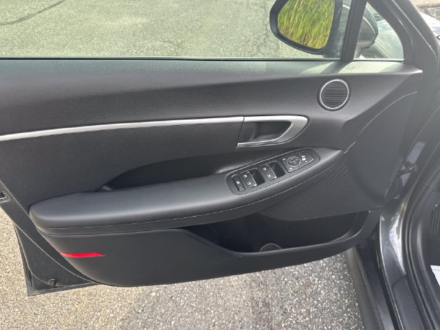 Certified 2025 Hyundai Sonata SE FWD image 11