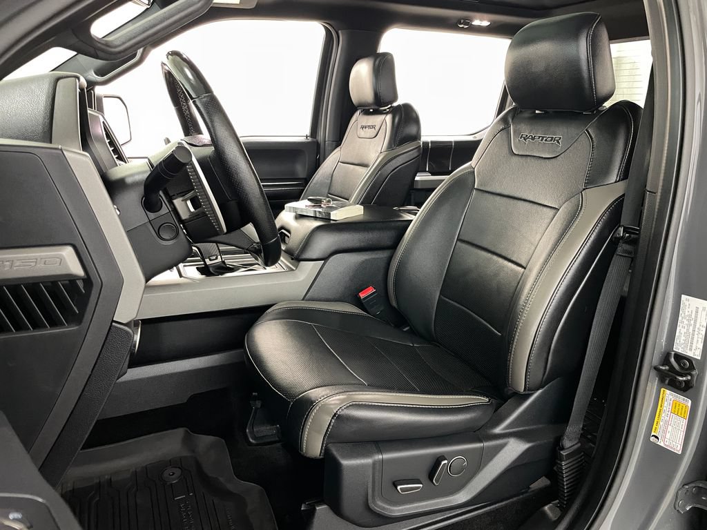 Used 2018 Ford F150 Raptor w/ Equipment Group 802A Luxury AWD/4WD image 27