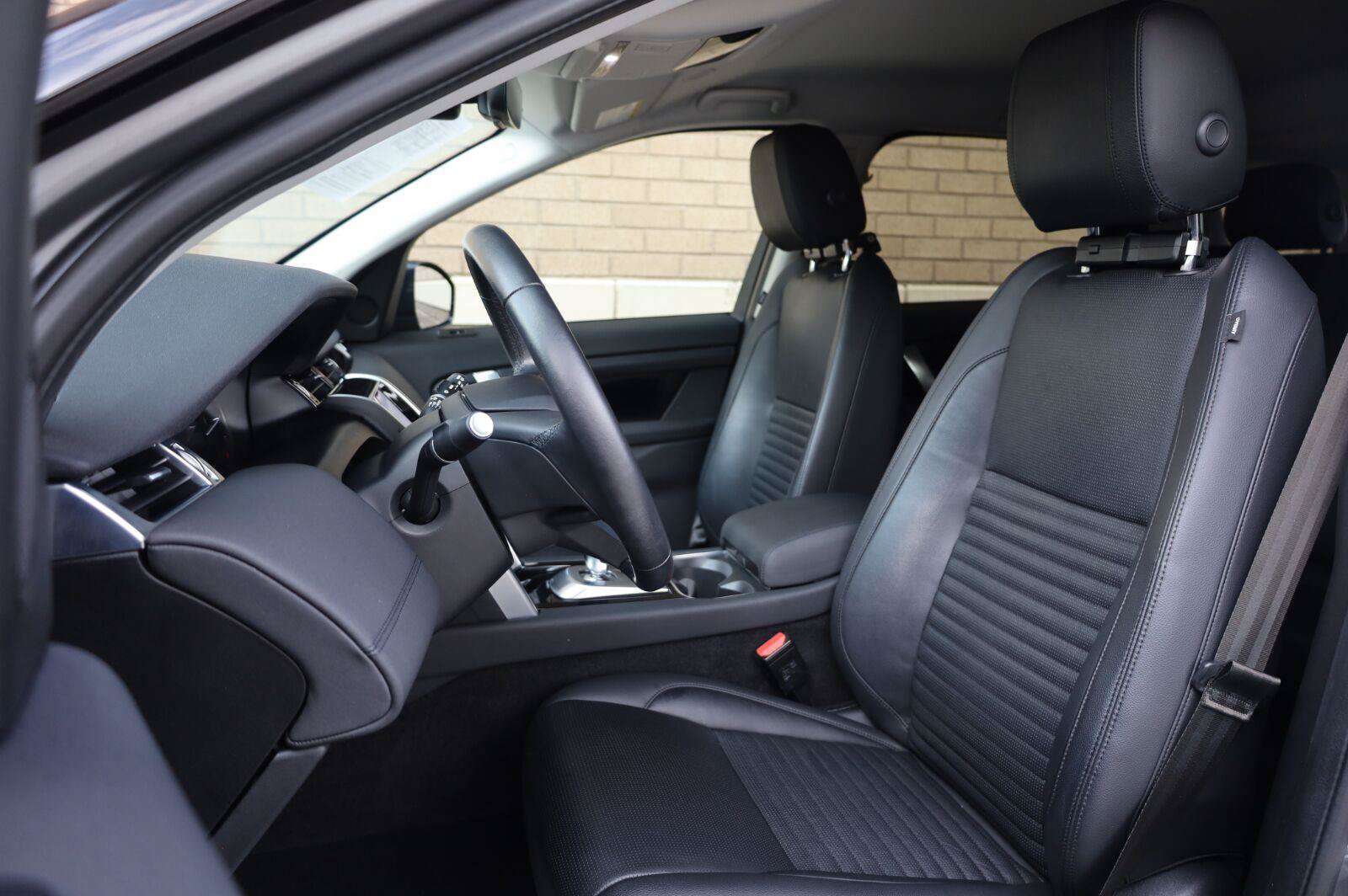 Used 2023 Land Rover Discovery Sport S AWD/4WD image 18