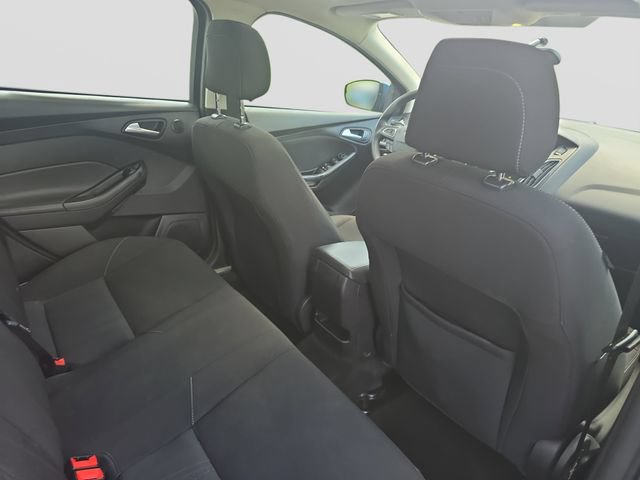 Used 2018 Ford Focus SEL FWD image 11