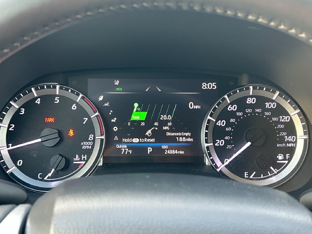 Used 2024 Toyota Highlander XLE FWD image 22