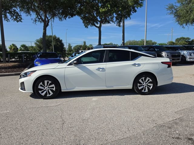 Certified 2025 Nissan Altima 2.5 S FWD image 5