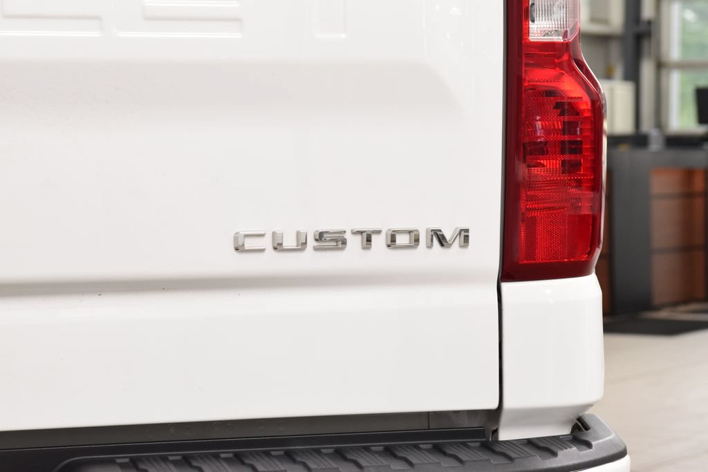Used 2024 Chevrolet Silverado 1500 Custom AWD/4WD image 23