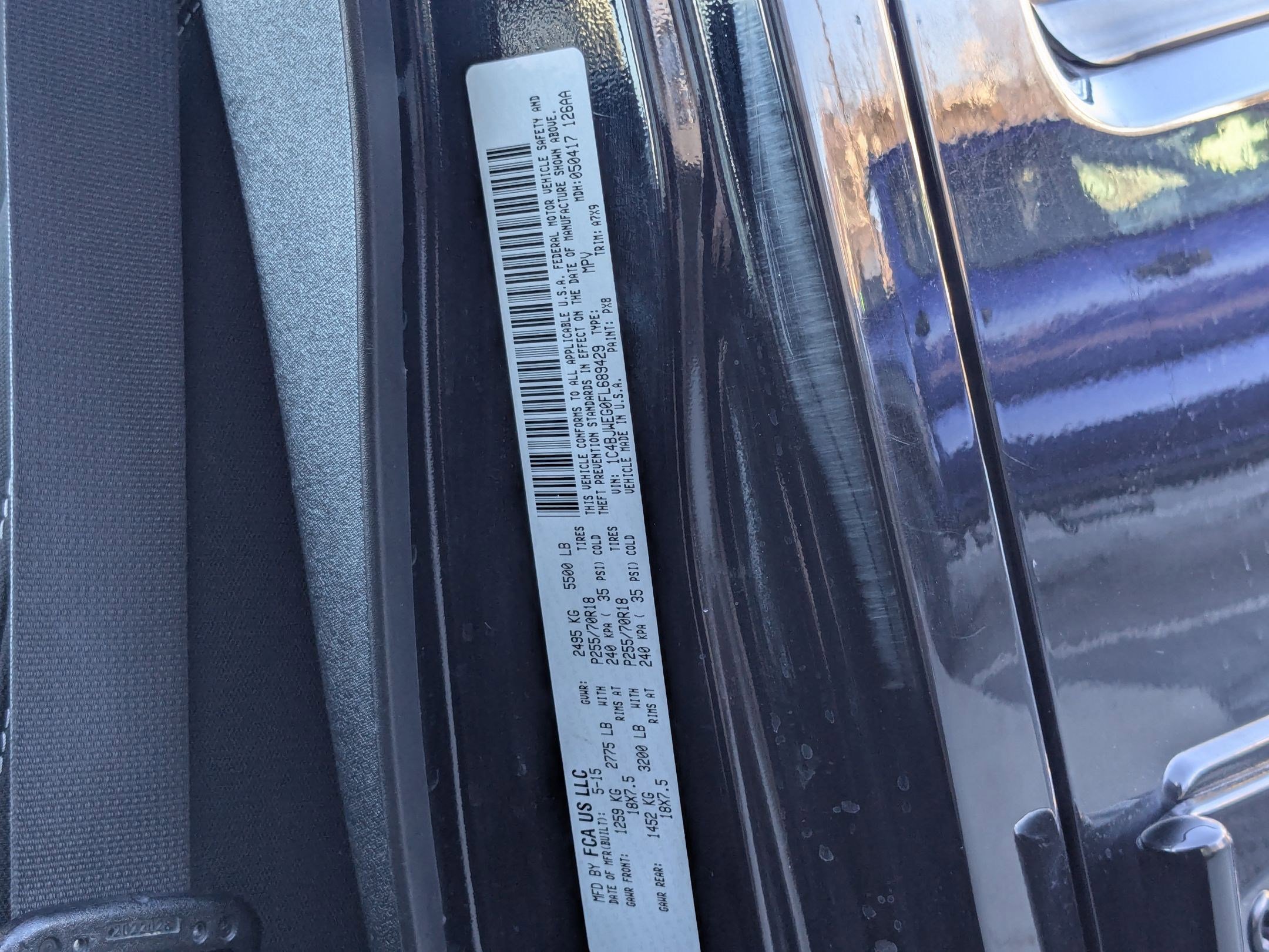 Used 2015 Jeep Wrangler Unlimited Sahara w/ Connectivity Group image 31