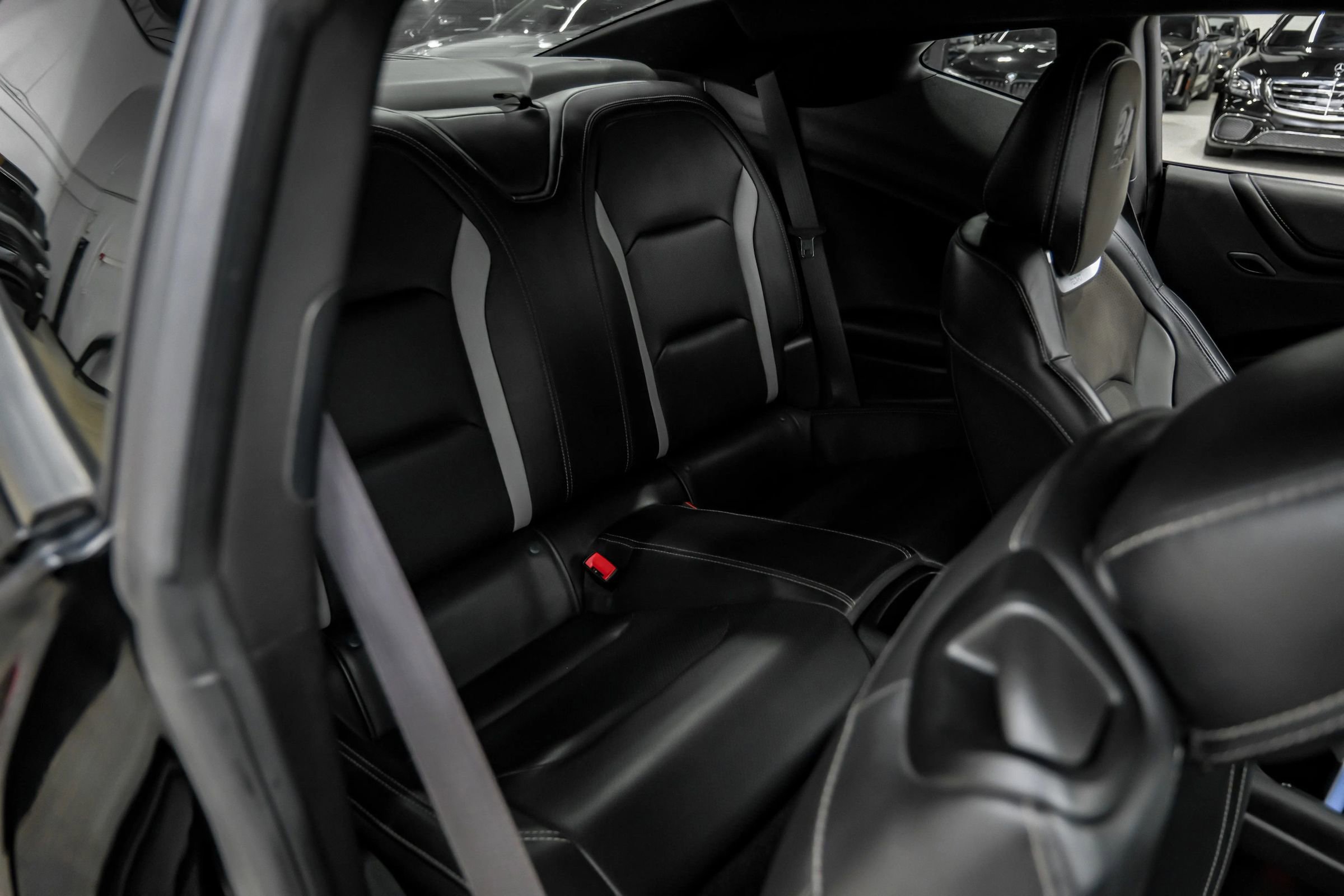 Used 2020 Chevrolet Camaro SS RWD image 43