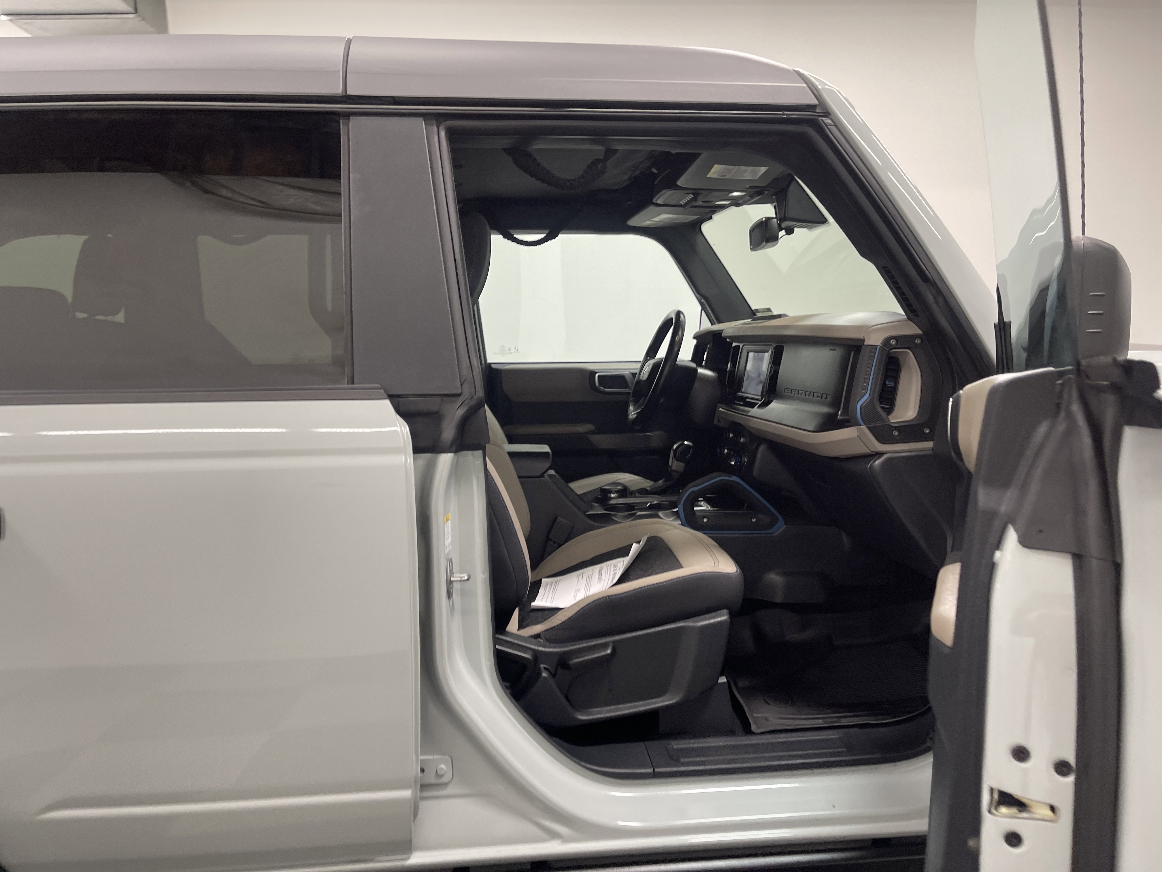 Used 2022 Ford Bronco Wildtrak image 26