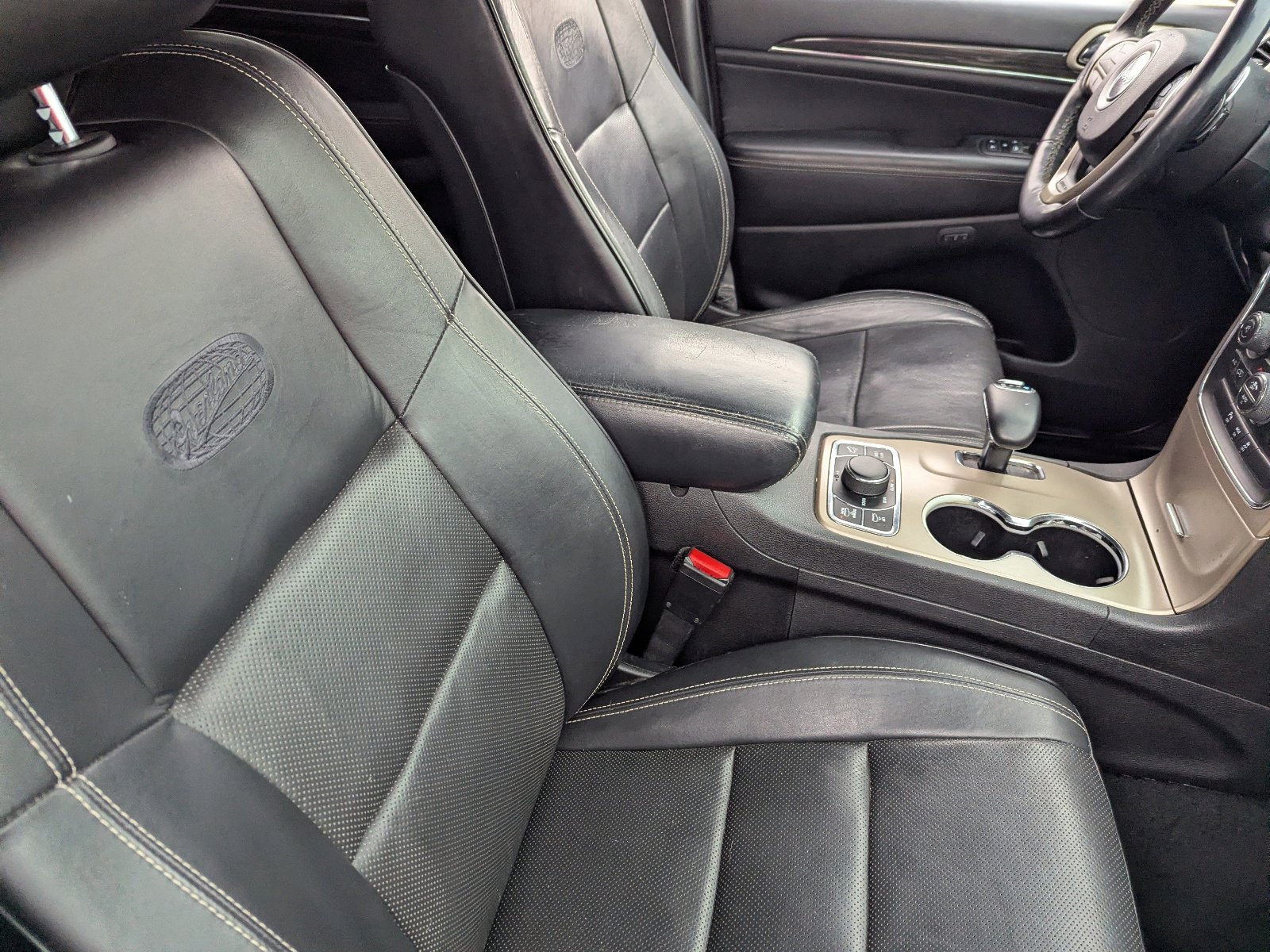 Used 2014 Jeep Grand Cherokee Overland image 10