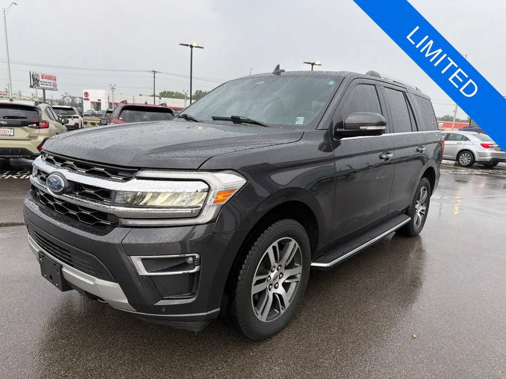 Used 2022 Ford Expedition Limited AWD/4WD image 3