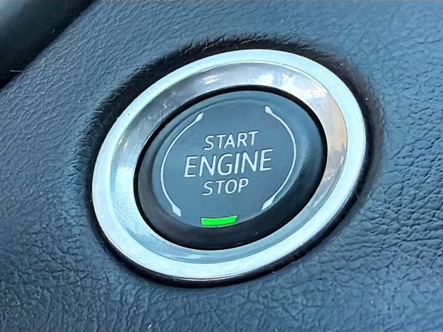 Used 2022 Cadillac XT4 Sport w/ Comfort Package FWD image 33