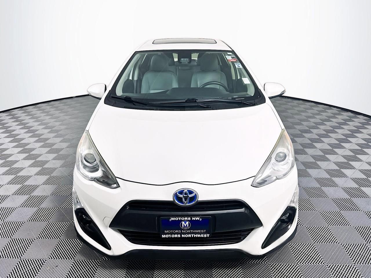 Used 2017 Toyota Prius C Four image 5